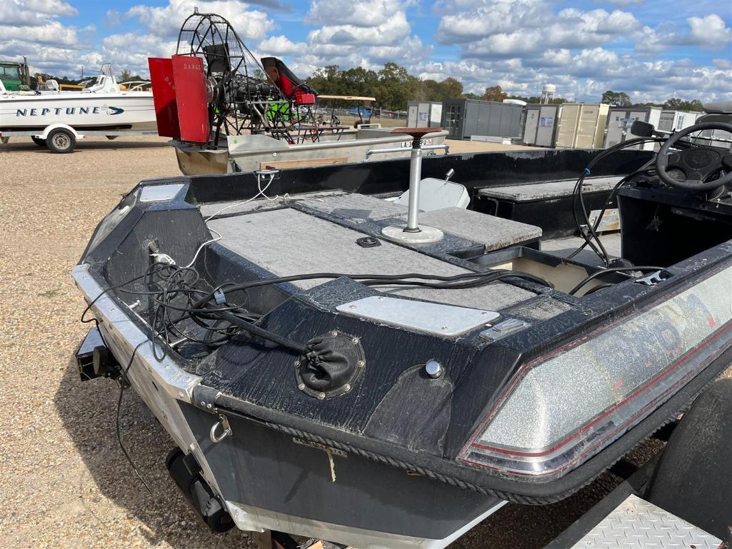 17FT FISHING BOAT WITH TRAILER | NO TITLE