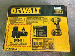 DEWALT 1/2 13MM CORDLESS IMPACT WRENCH KIT