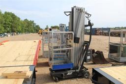 JLG AM-30 ACCESS MASTER PORTABLE LIFT