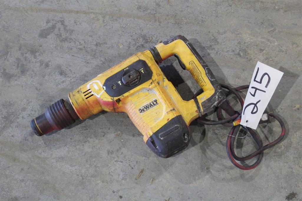 DEWALT 40MM ROTARY HAMMER