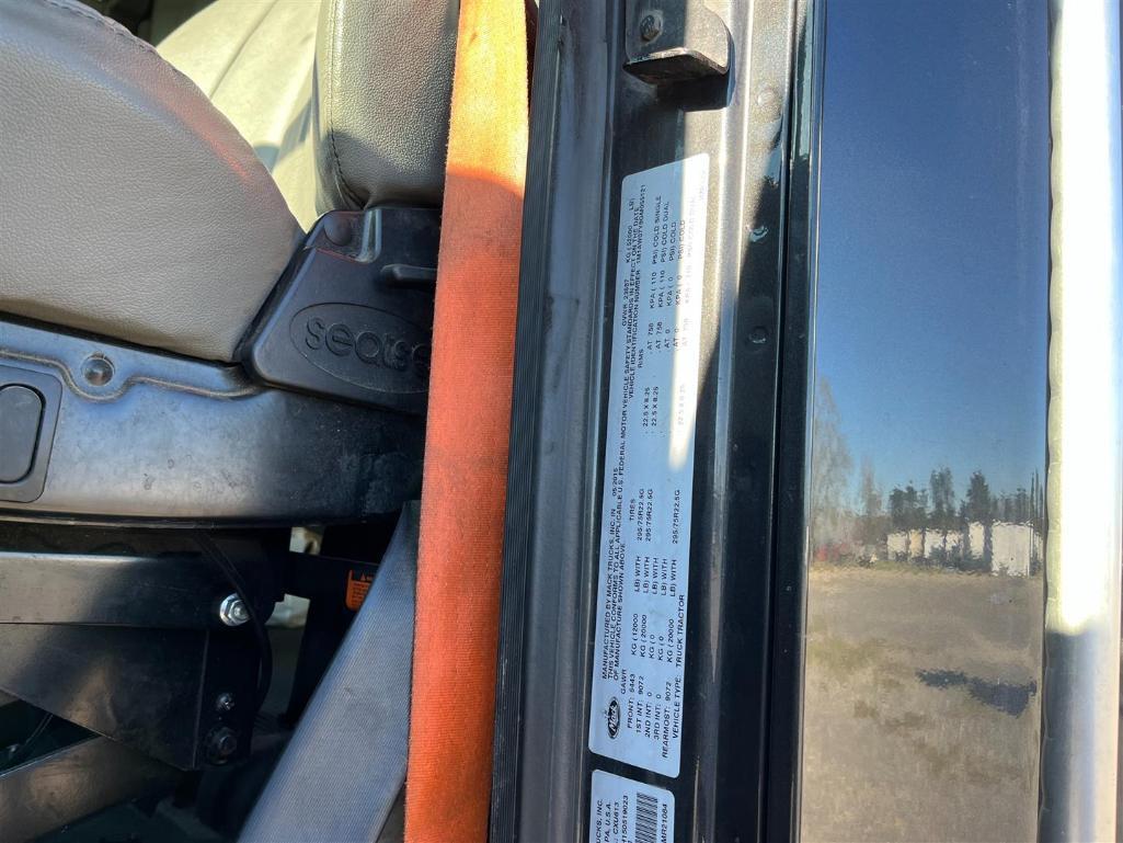 2016 MACK CXU613 TRUCK TRACTOR