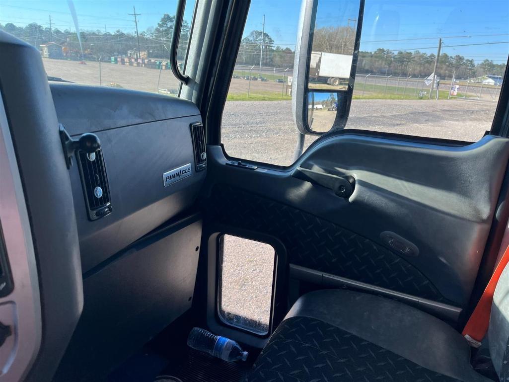 2016 MACK CXU613 TRUCK TRACTOR