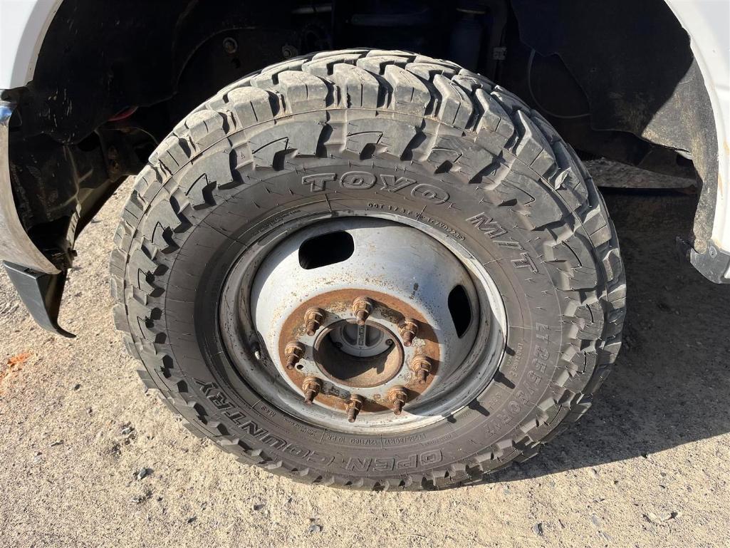 2017 FORD F350 CAB AND CHASSIS PICKUP
