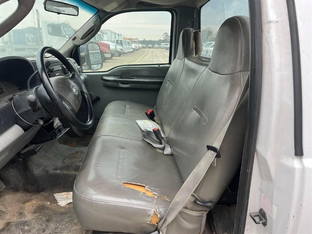 2005 FORD F250XL PICKUP