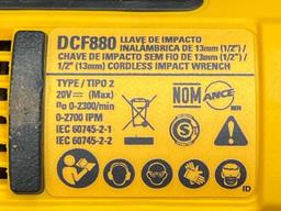 DEWALT DCF880 IMPACT WRENCH WITH BAG BATTERY AND CHARGER