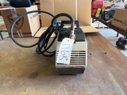 INGERSOLLRAND WORKBENCH 100 AIR COMPRESSOR