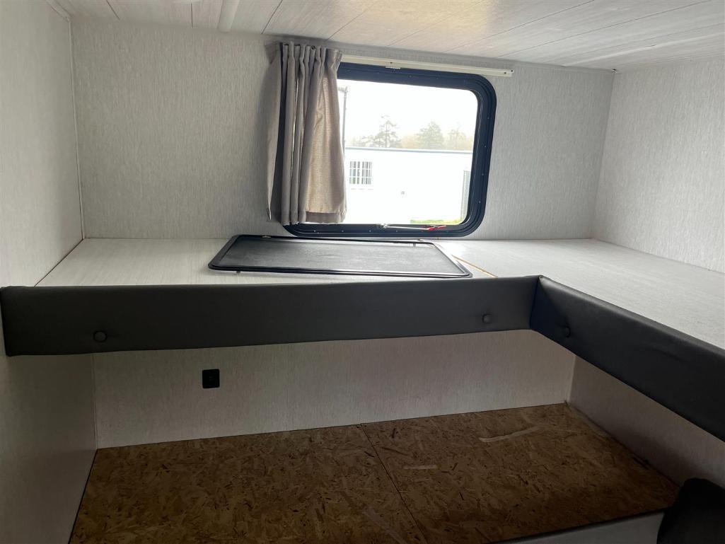 2022 FORREST RIVER WILDWOOD LITE 33FT BUMPER PULL CAMPER