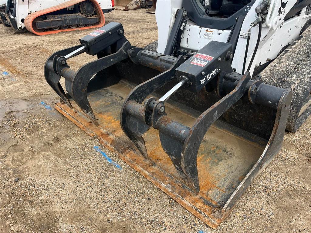 BOBCAT T770 LOADER