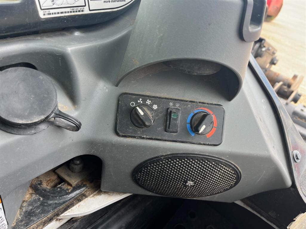 BOBCAT T770 LOADER