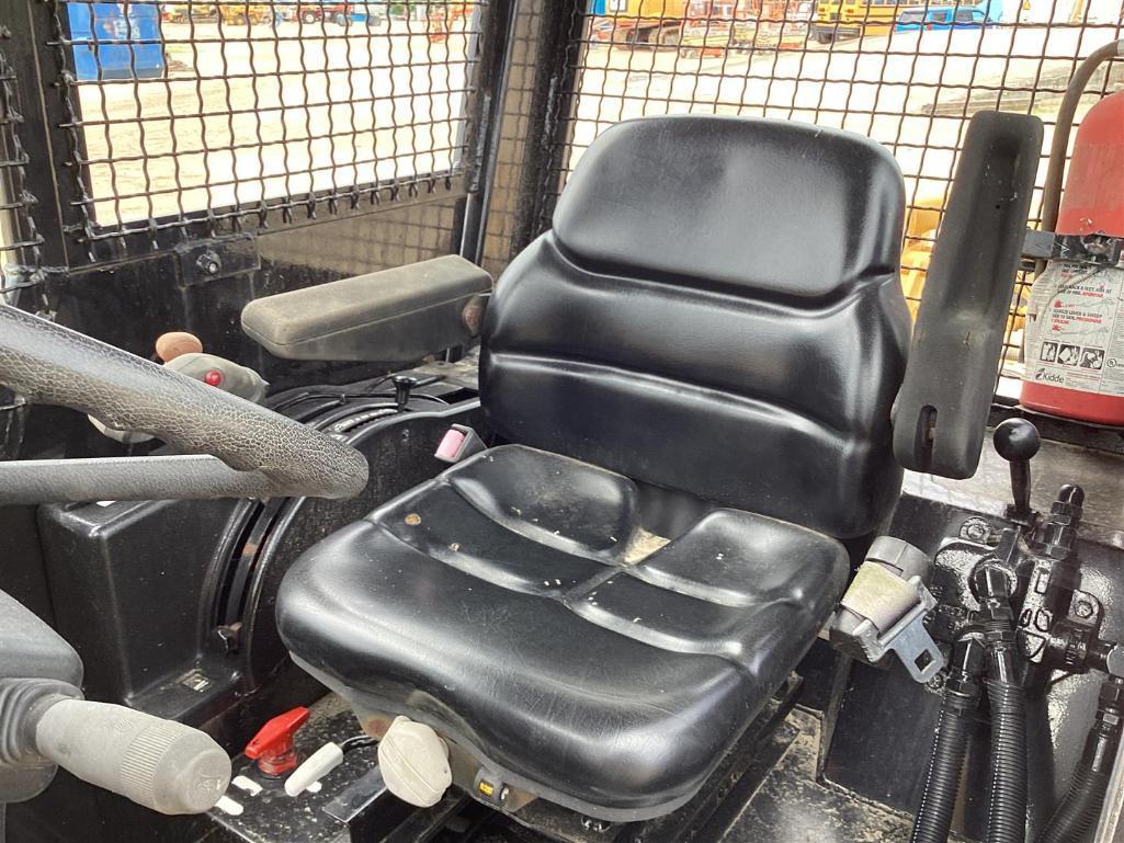 NEW HOLLAND B110R2 WOODS BOSS