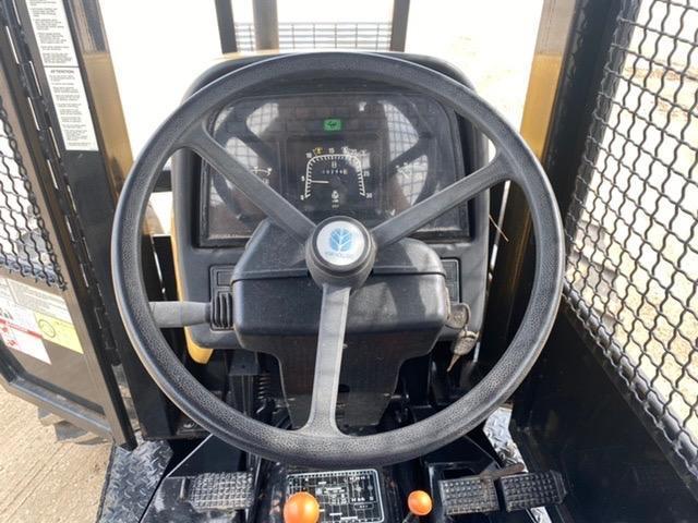 NEW HOLLAND B110R2 WOODS BOSS