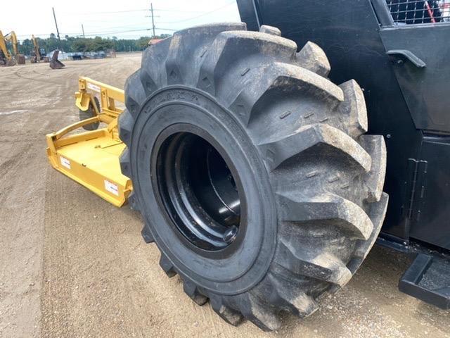 NEW HOLLAND B110R2 WOODS BOSS