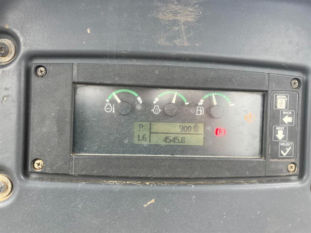 2016 DEERE 700K XLT