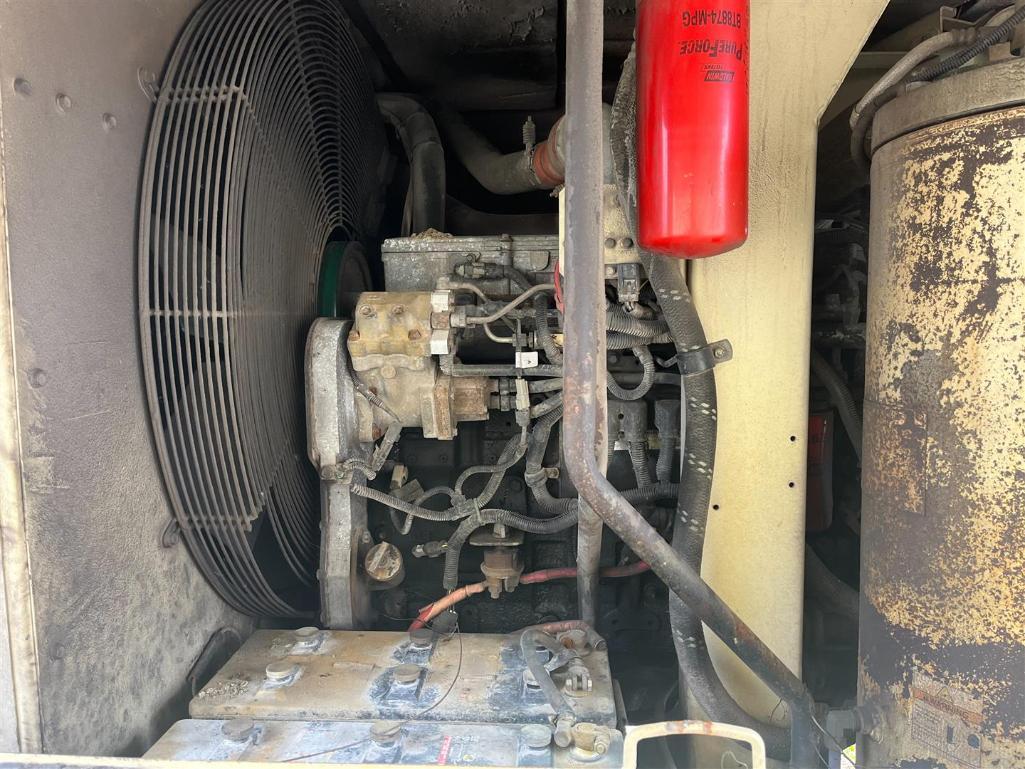 2006 INGERSOLL-RAND XP825 AIR COMPRESSOR - NO TITLE