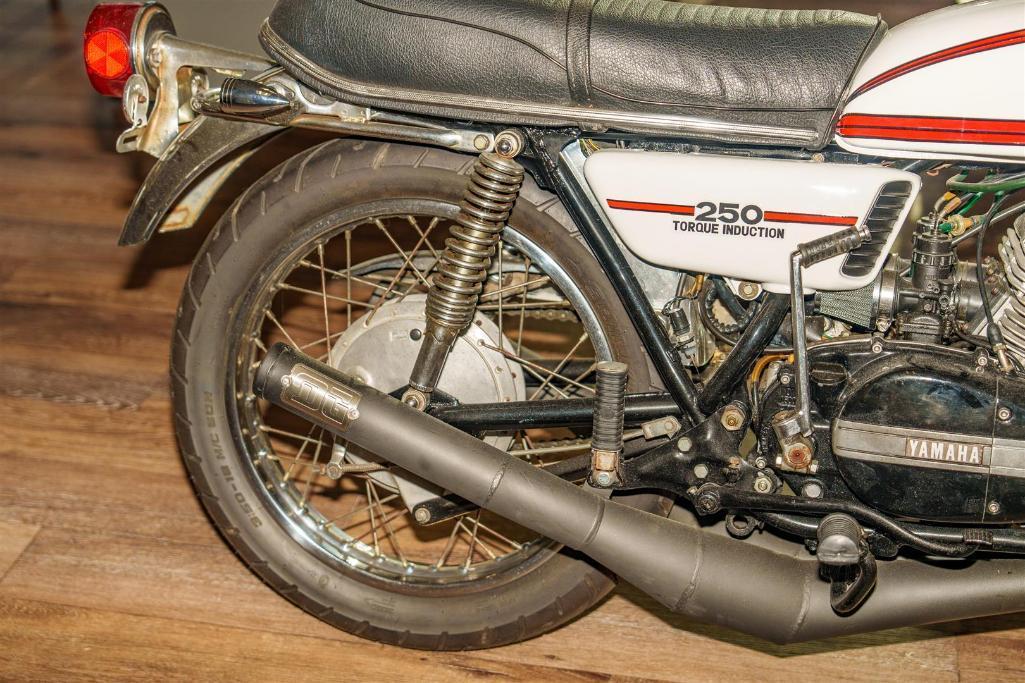 1975 YAMAHA RD250