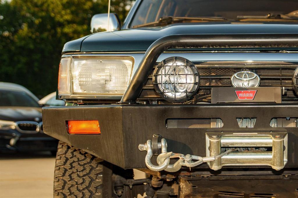 1994 TOYOTA 4RUNNER SR5