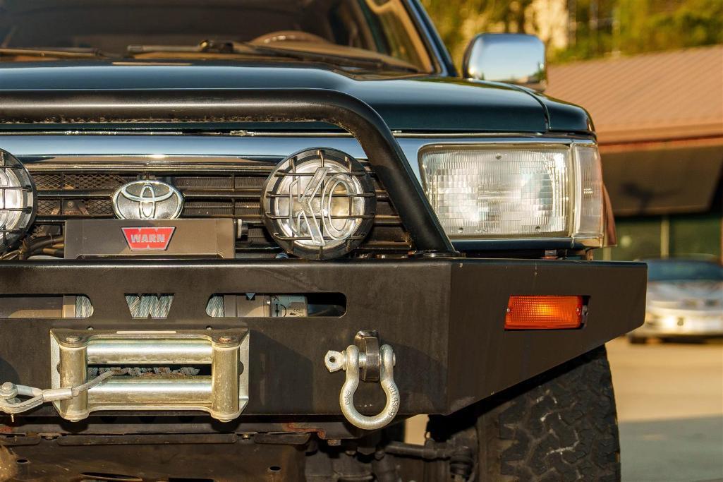 1994 TOYOTA 4RUNNER SR5