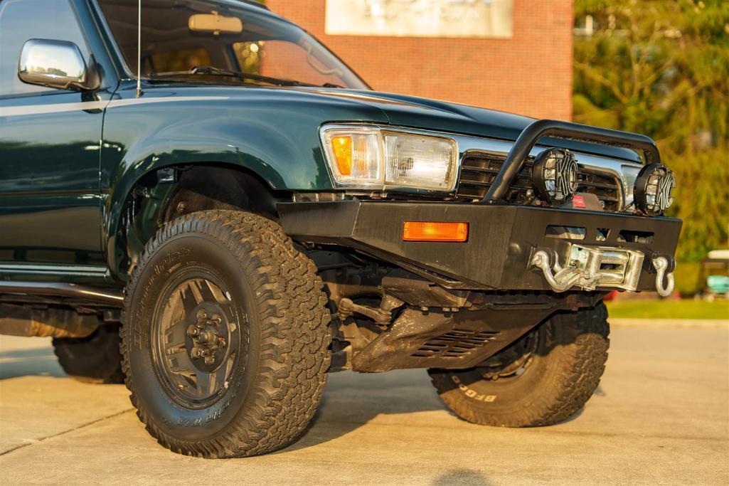 1994 TOYOTA 4RUNNER SR5