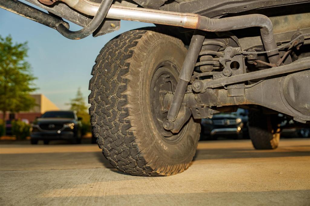 1994 TOYOTA 4RUNNER SR5