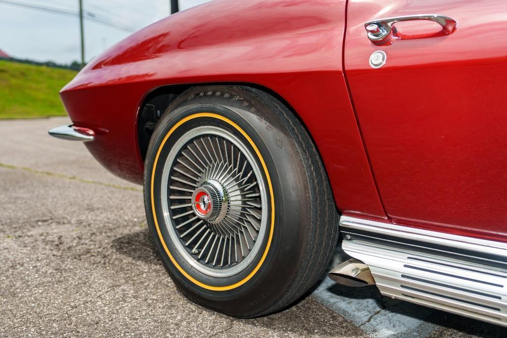 1967 CHEVROLET CORVETTE COUPE