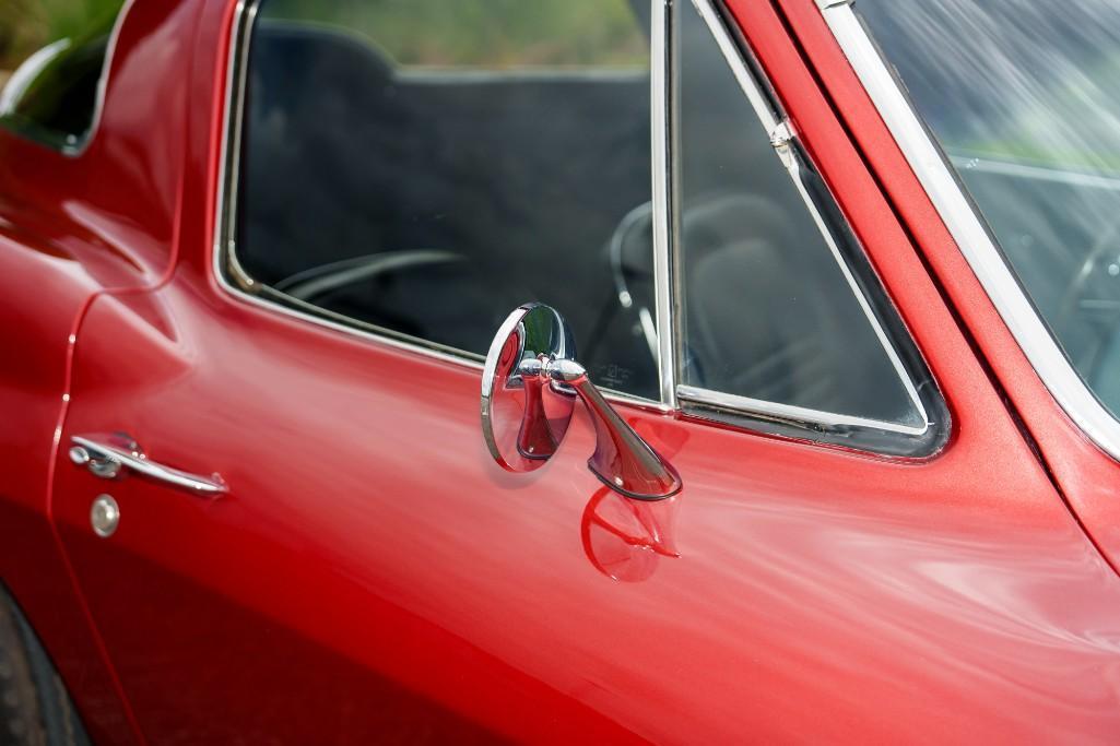 1967 CHEVROLET CORVETTE COUPE