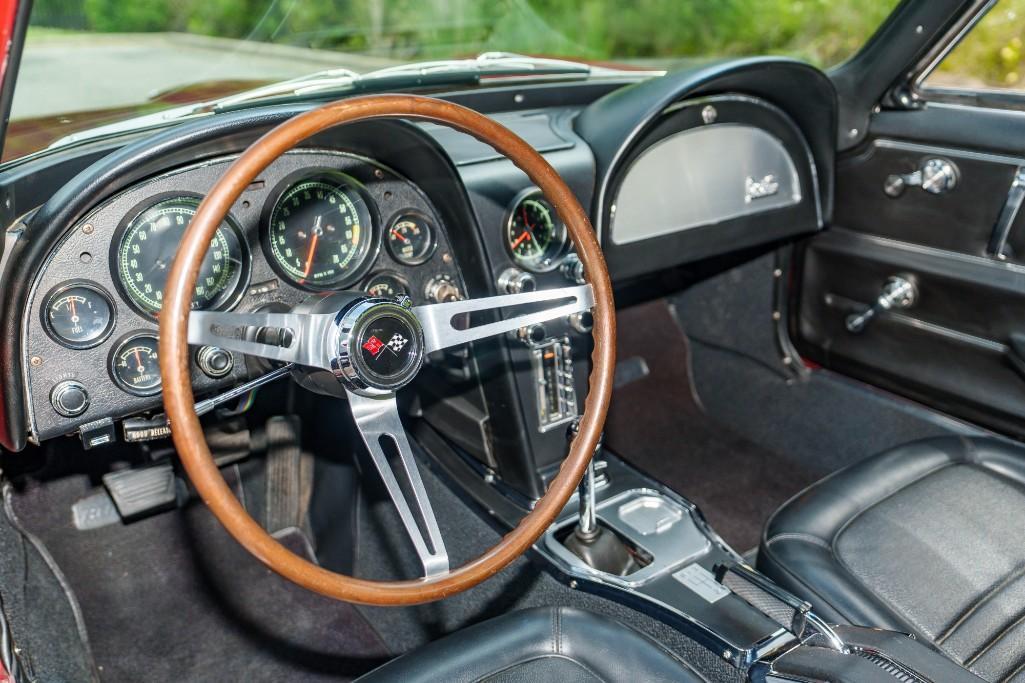 1967 CHEVROLET CORVETTE COUPE