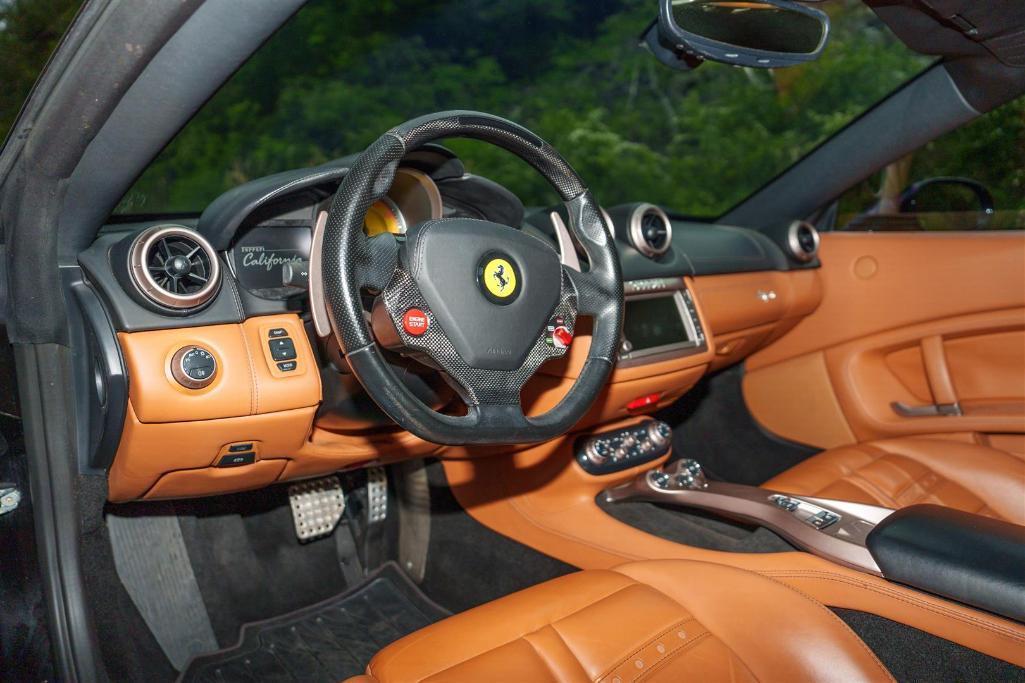 2013 FERRARI CALIFORNIA