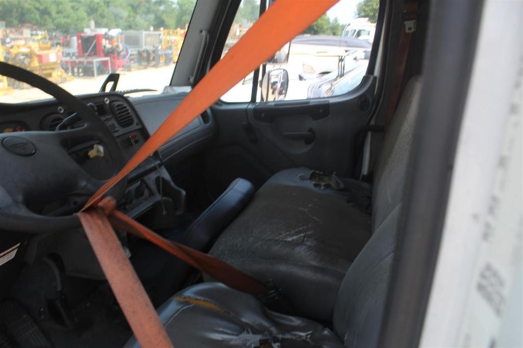 2007 FREIGHTLINER M2 | FOR PARTS/REPAIRS