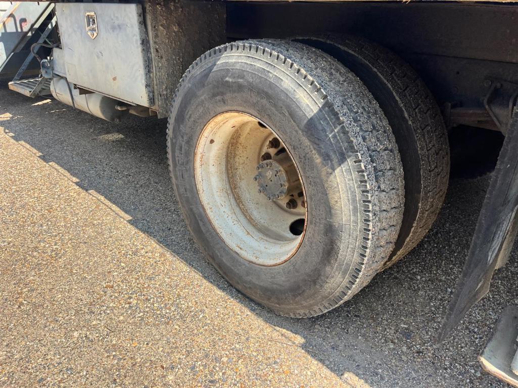 2005 80-45 RO STINGER MTD ON INTERNATIONAL TRUCK