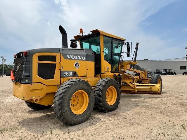 2014 VOLVO G930B MOTOR GRADER