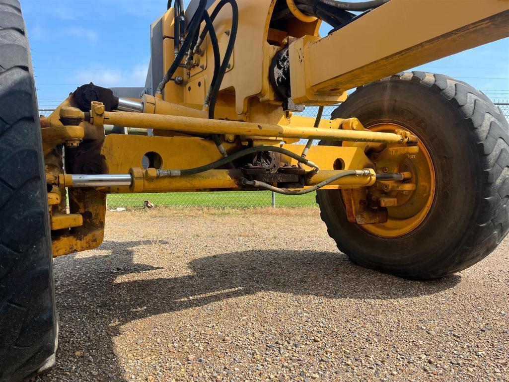 2014 VOLVO G930B MOTOR GRADER