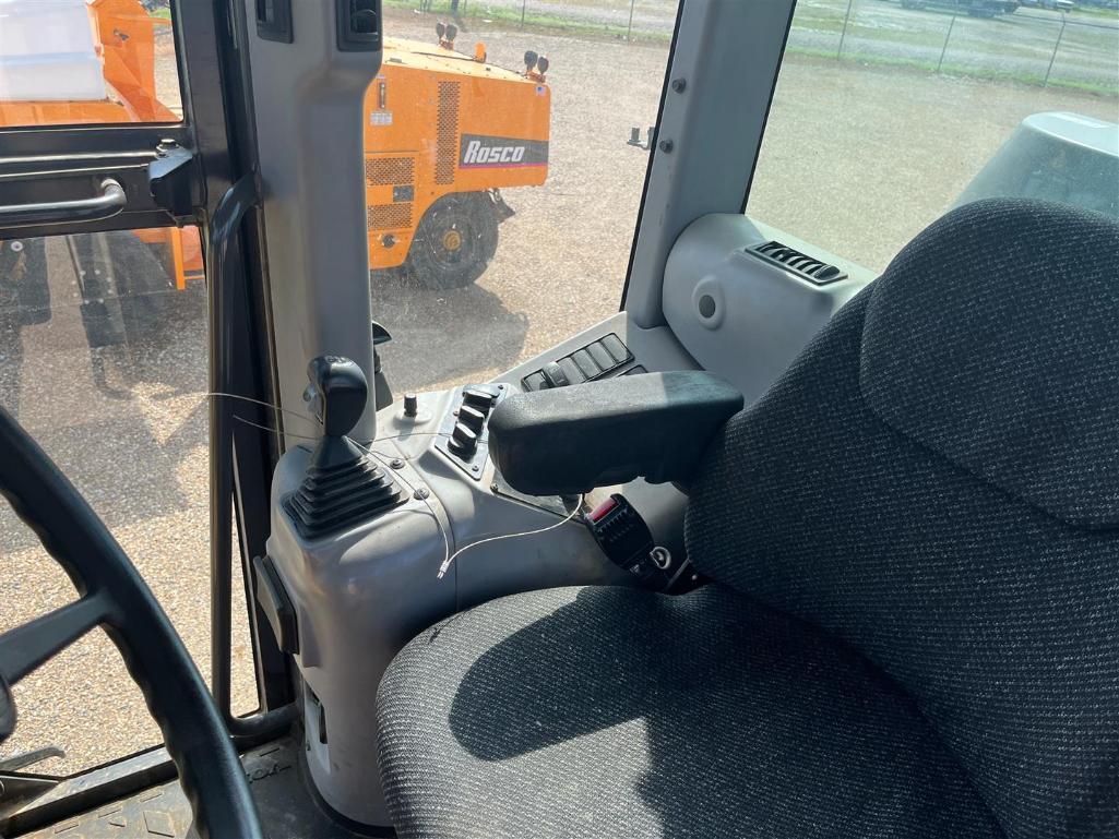 2014 VOLVO G930B MOTOR GRADER