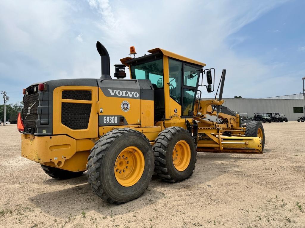 2014 VOLVO G930B MOTOR GRADER
