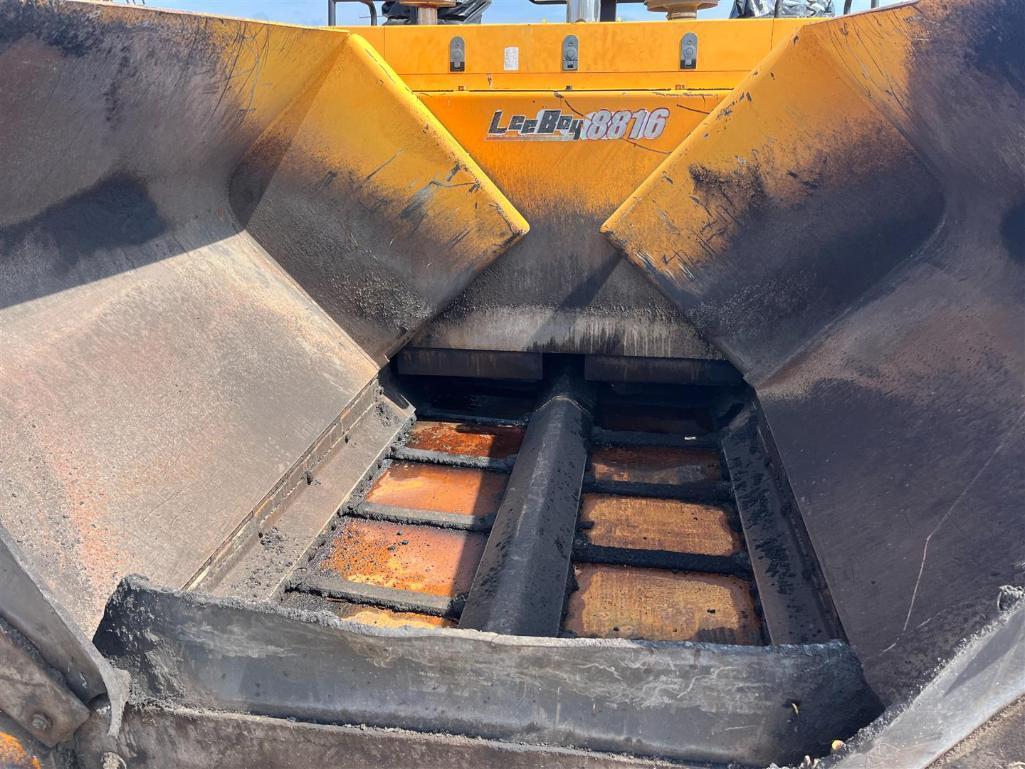 LEEBOY L8816R ASPHALT PAVER