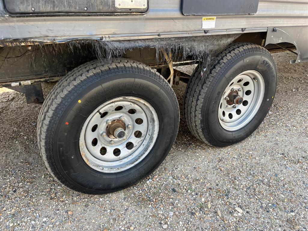 ASPEN TRAIL 28FT BUMPER PULL CAMPER,  SELLING SUBJECT TO BANK APPROVAL