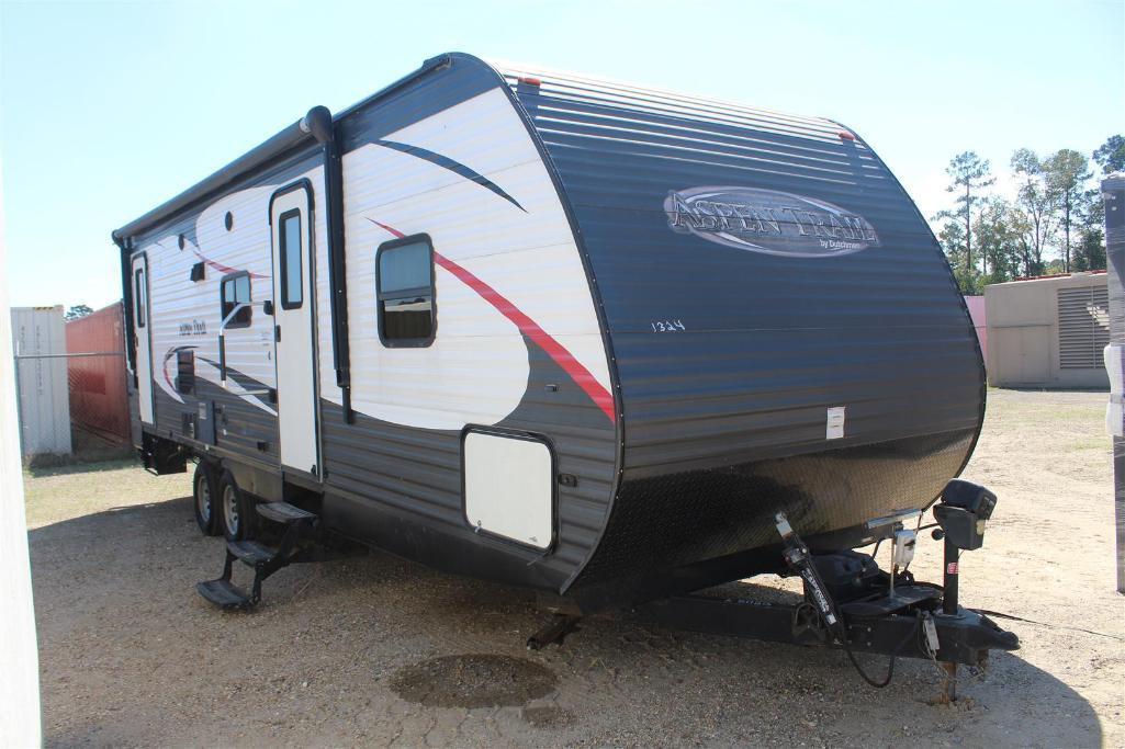 ASPEN TRAIL 28FT BUMPER PULL CAMPER,  SELLING SUBJECT TO BANK APPROVAL