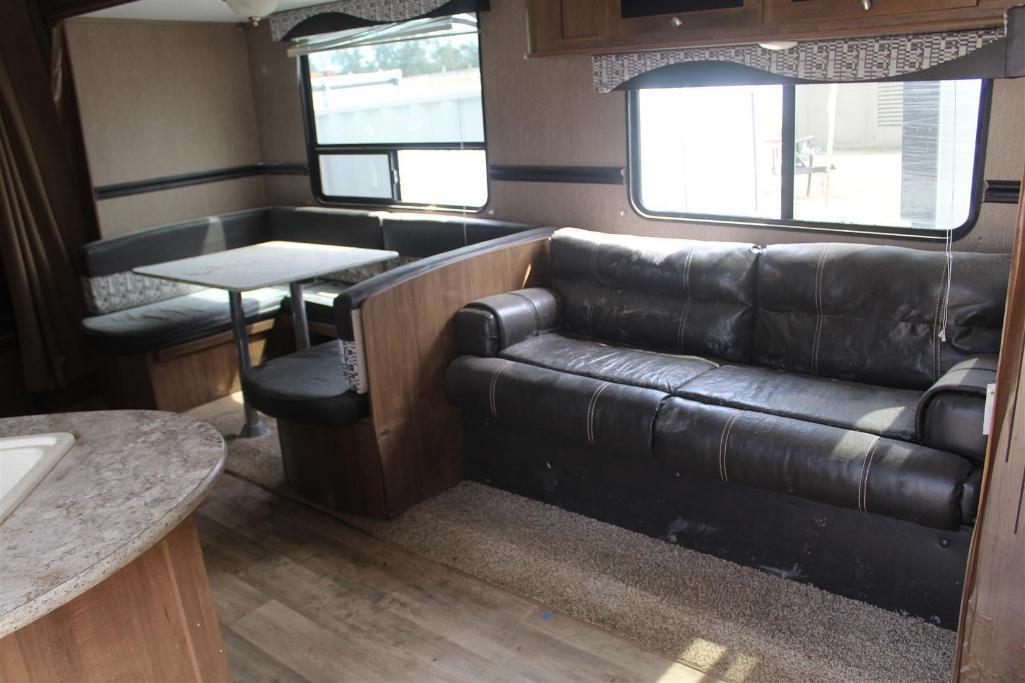 ASPEN TRAIL 28FT BUMPER PULL CAMPER,  SELLING SUBJECT TO BANK APPROVAL
