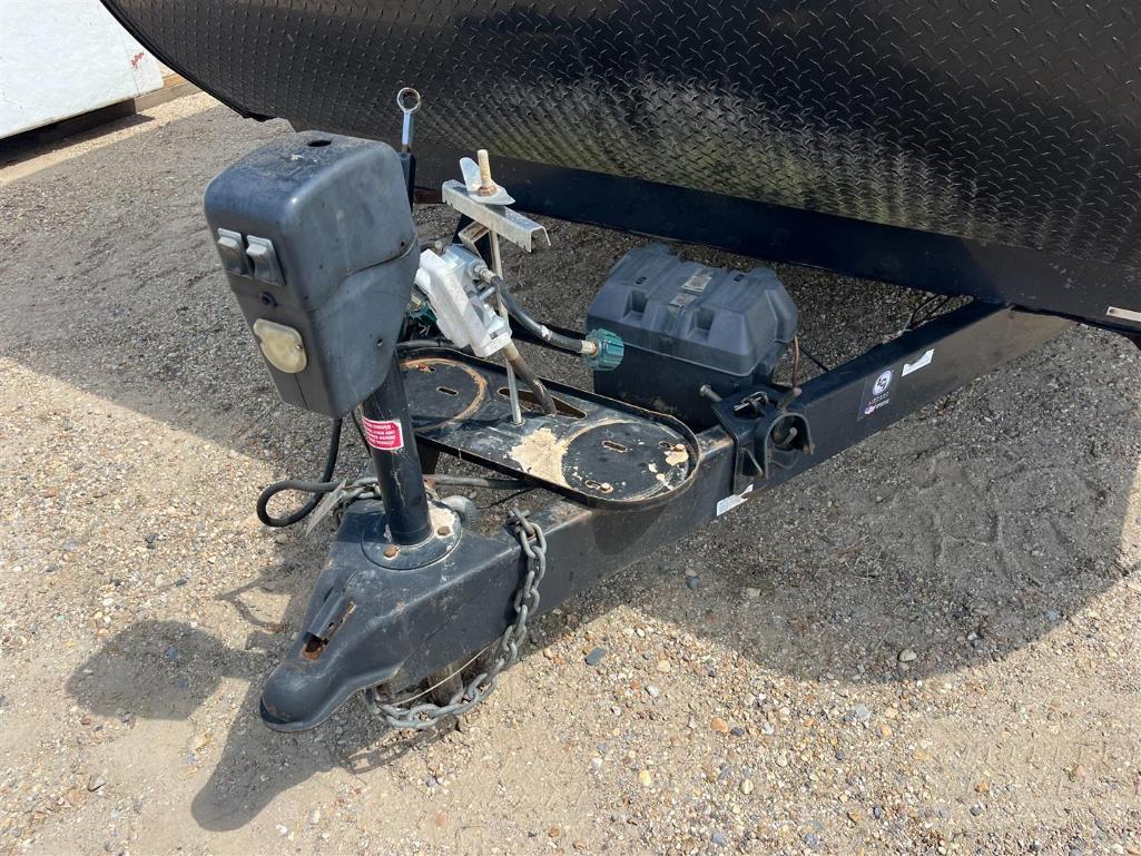 ASPEN TRAIL 28FT BUMPER PULL CAMPER,  SELLING SUBJECT TO BANK APPROVAL