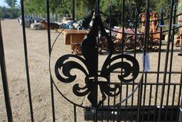 16FT HEAVY DUTY FLEUR DE LIS GATE WITH EXTRA 4FT PANEL
