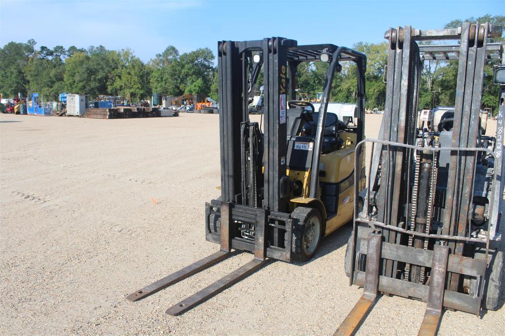 2011 YALE FORKLIFT