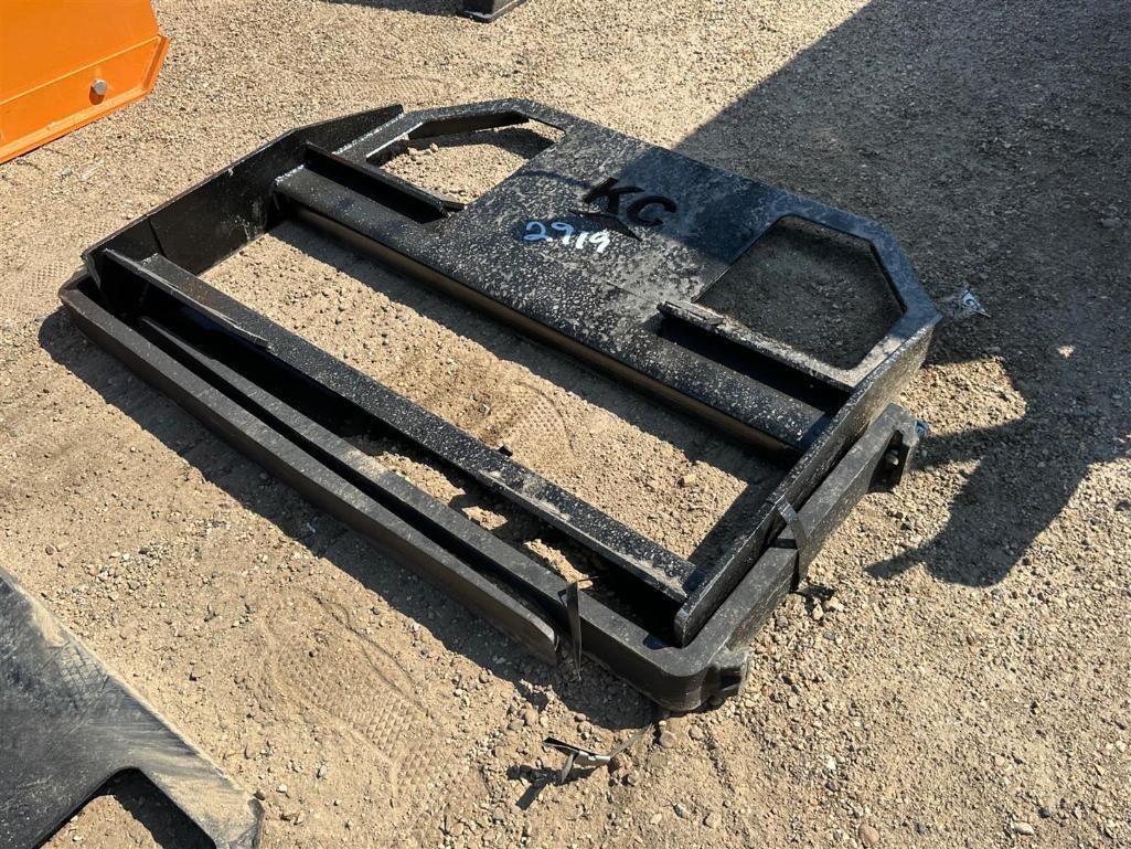 45IN FORK FRAME WITH 42IN FORKS