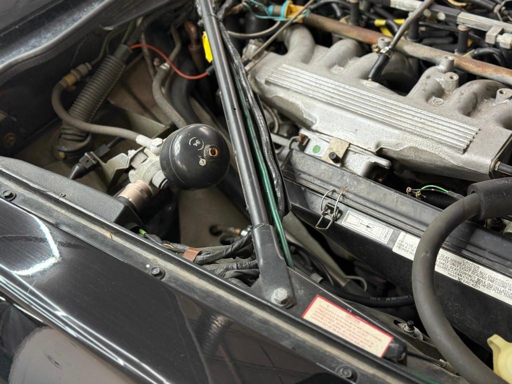 1989 JAGUAR XJS | Offered at No Reserve