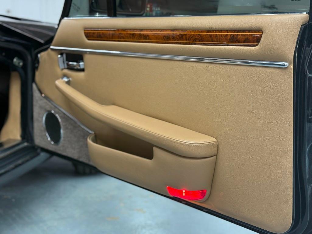 1989 JAGUAR XJS | Offered at No Reserve