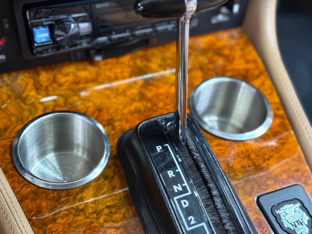 1989 JAGUAR XJS | Offered at No Reserve