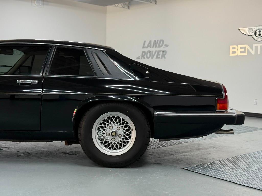 1989 JAGUAR XJS | Offered at No Reserve