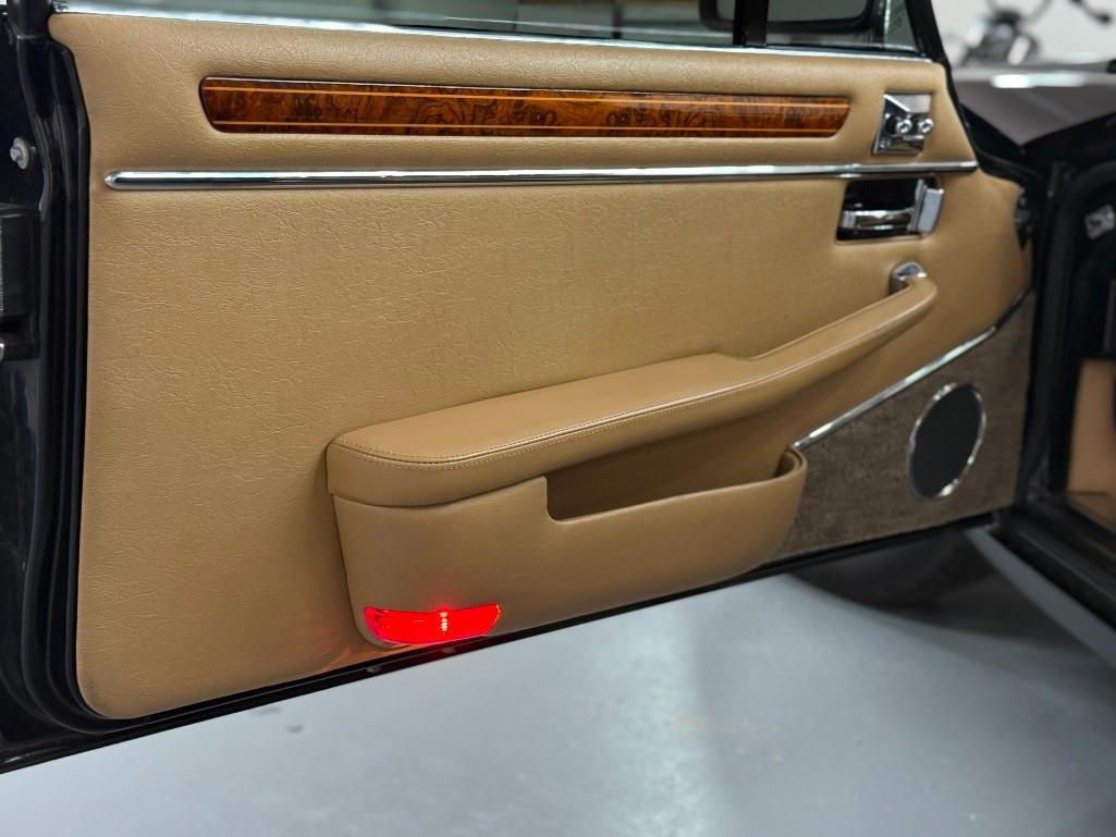 1989 JAGUAR XJS | Offered at No Reserve