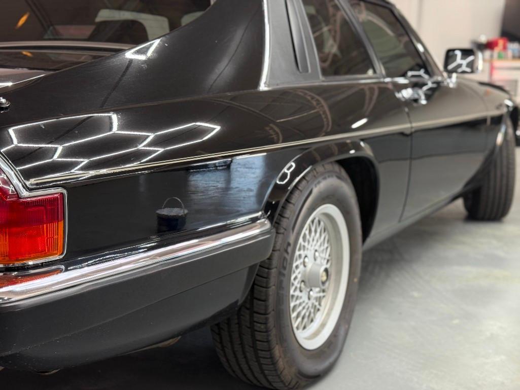 1989 JAGUAR XJS | Offered at No Reserve
