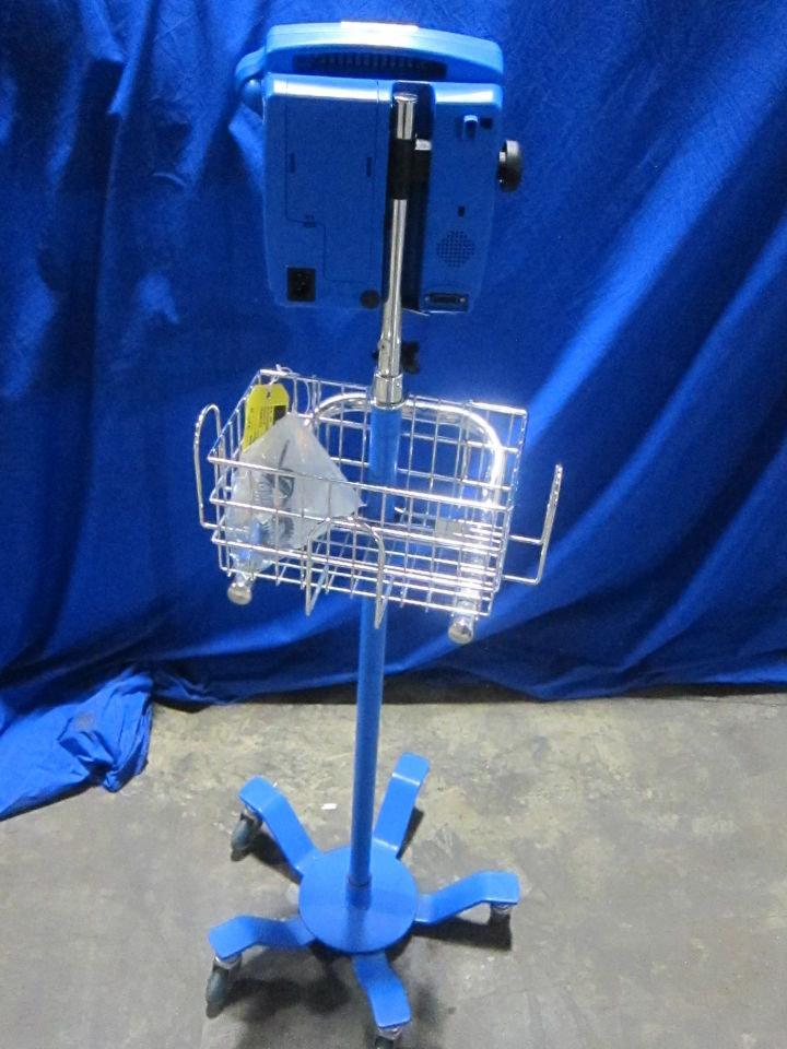 CRITICON Dinamap Pro 2000 Monitor