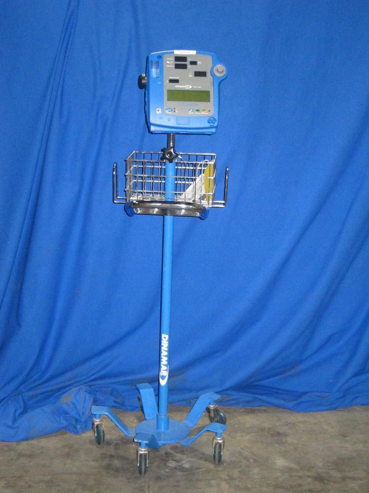 CRITICON Dinamap Pro 2000 Monitor