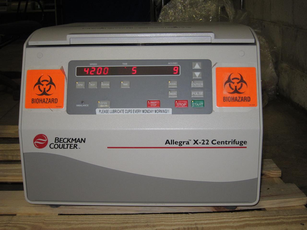 BECKMAN-COULTER Allegra X-22 Centrifuge